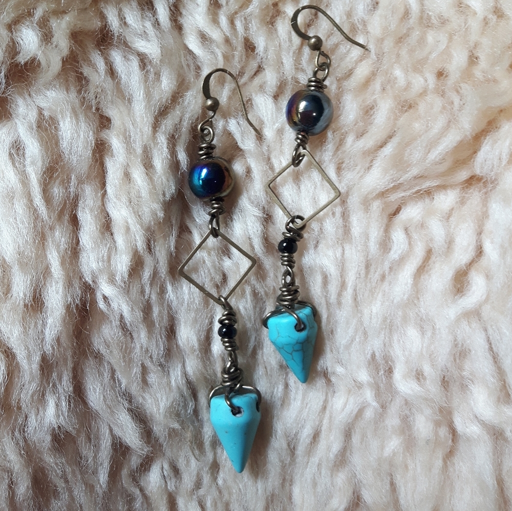Black rainbow geometric earrings